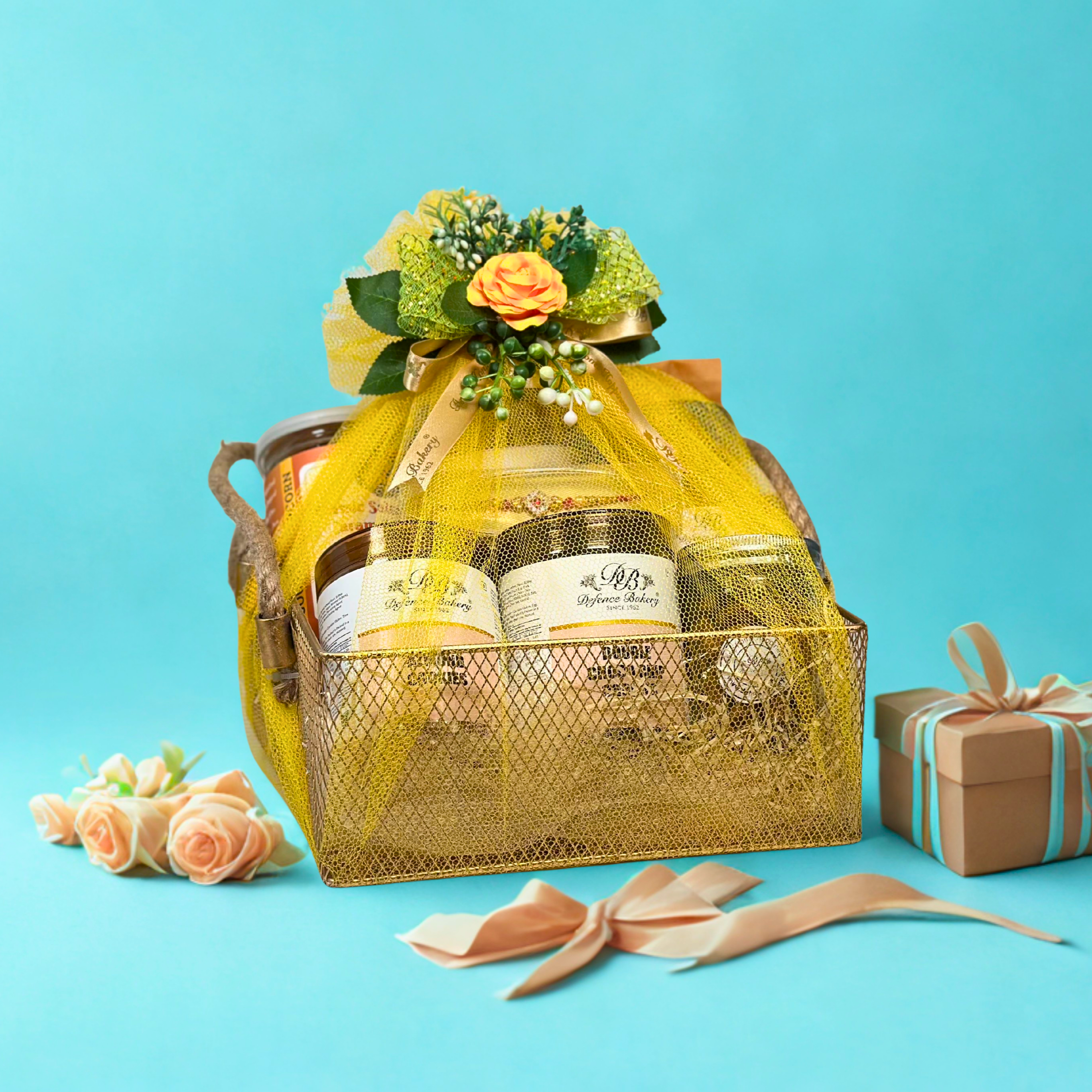 Square of Sibling Love- Rakhi Hamper