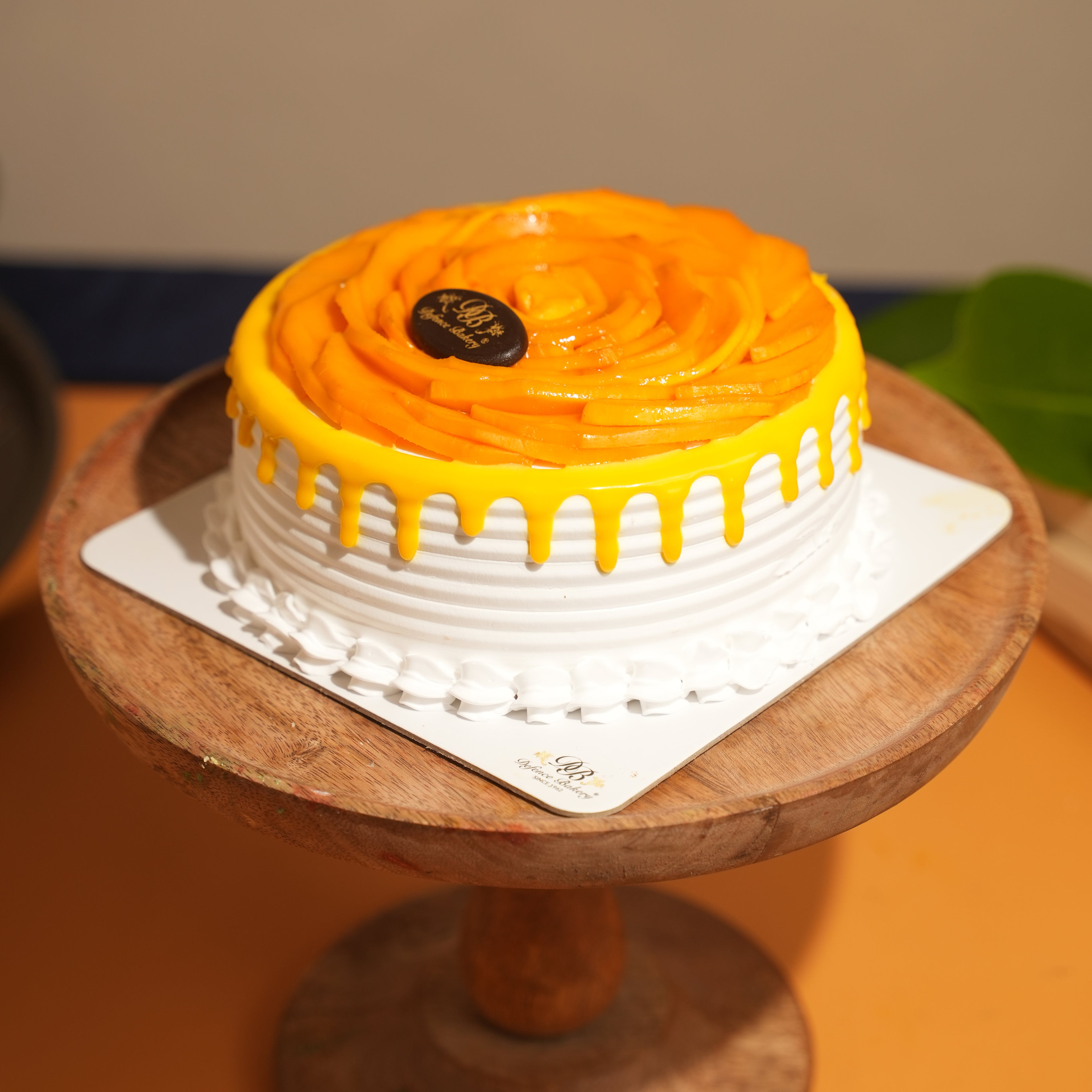 Alphonso Mango Cake (Eggfree)