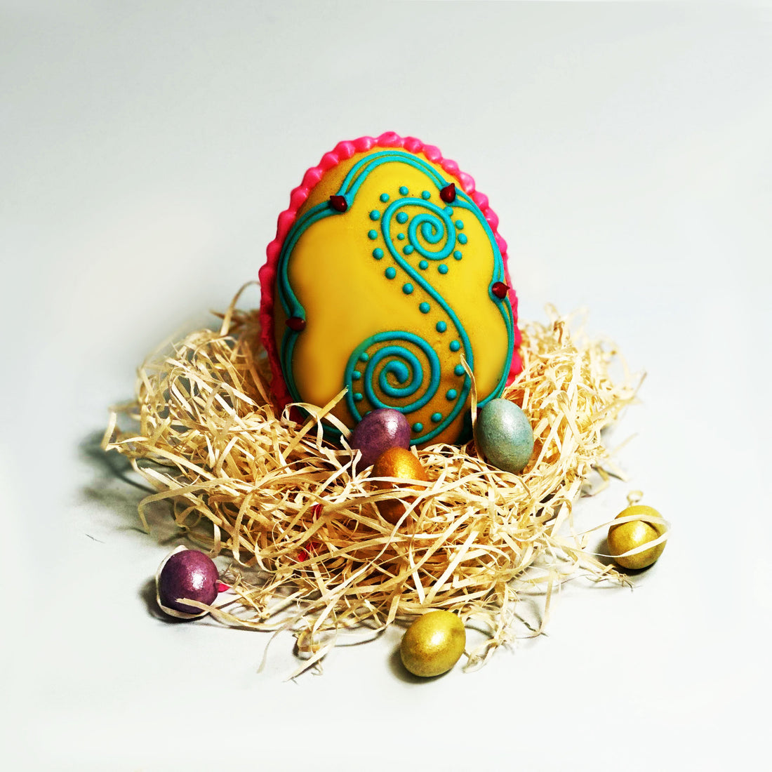 Marzipan Easter Egg(Assorted Designs)- Medium